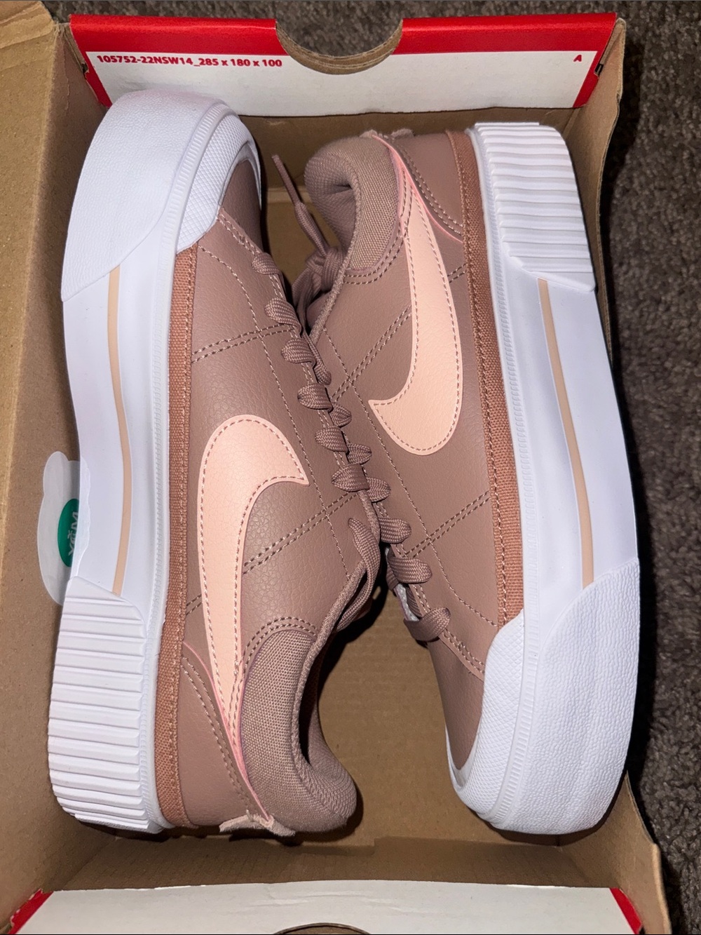Nike Shoes w Shoe Box — WMNS Court Legacy Lift - Picture 2 of 6